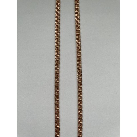 Gold chain with Bismarck weave